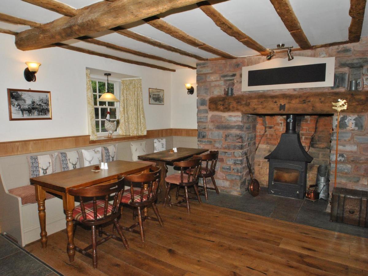 Отель The Hood Arms Kilve Экстерьер фото
