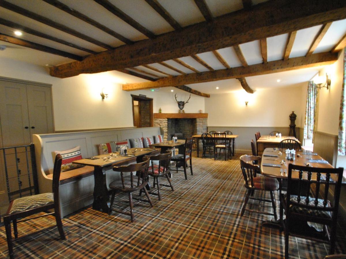 Отель The Hood Arms Kilve Экстерьер фото