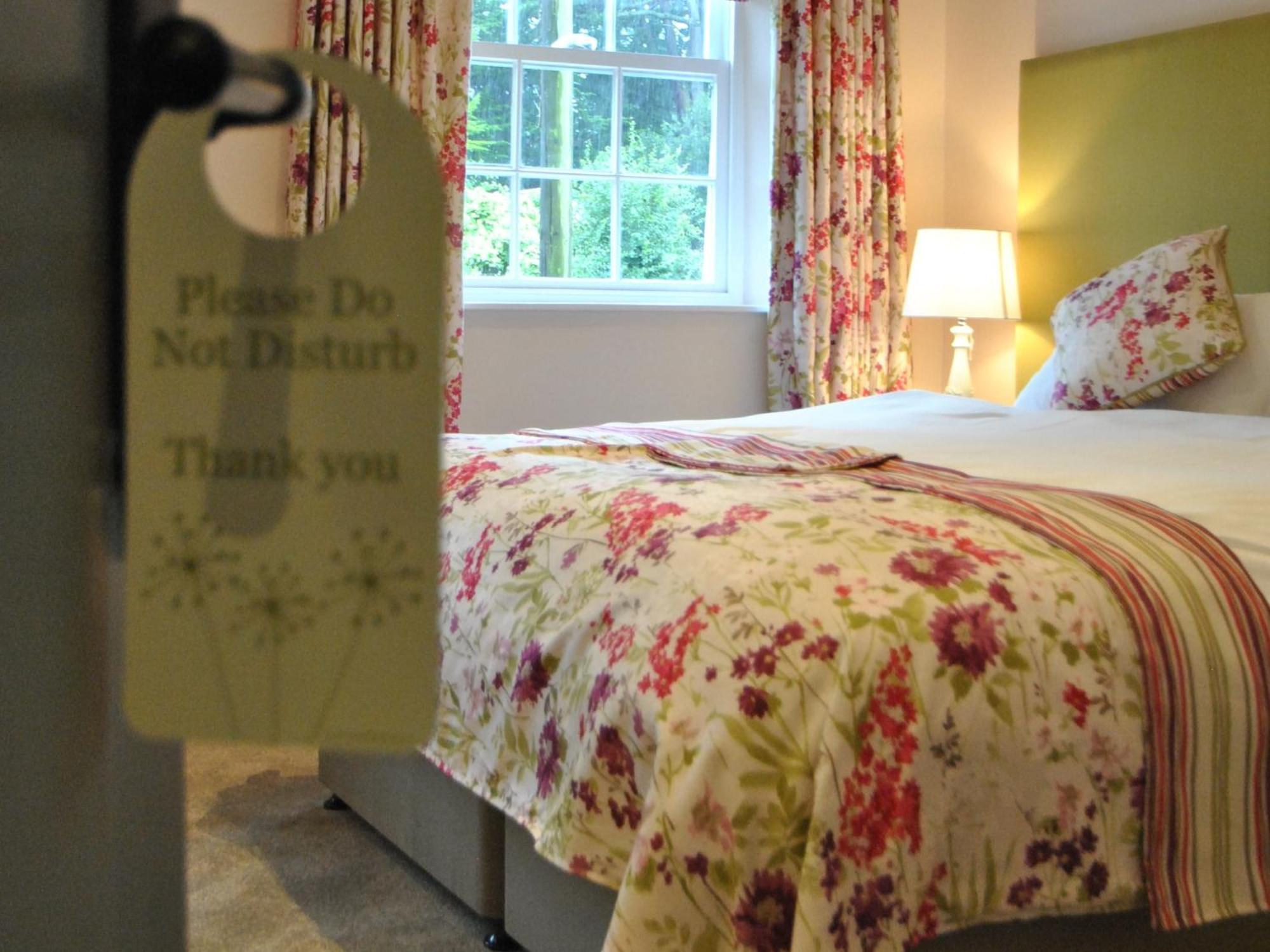 Отель The Hood Arms Kilve Номер фото